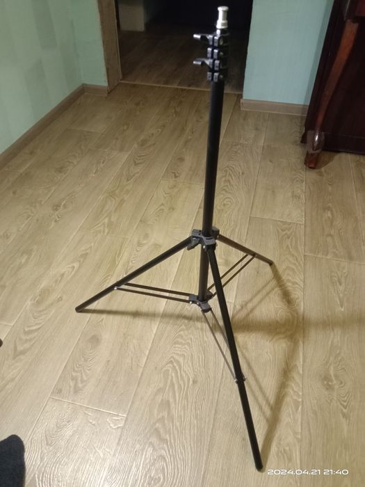 Продам стойка для фото видео оборудования