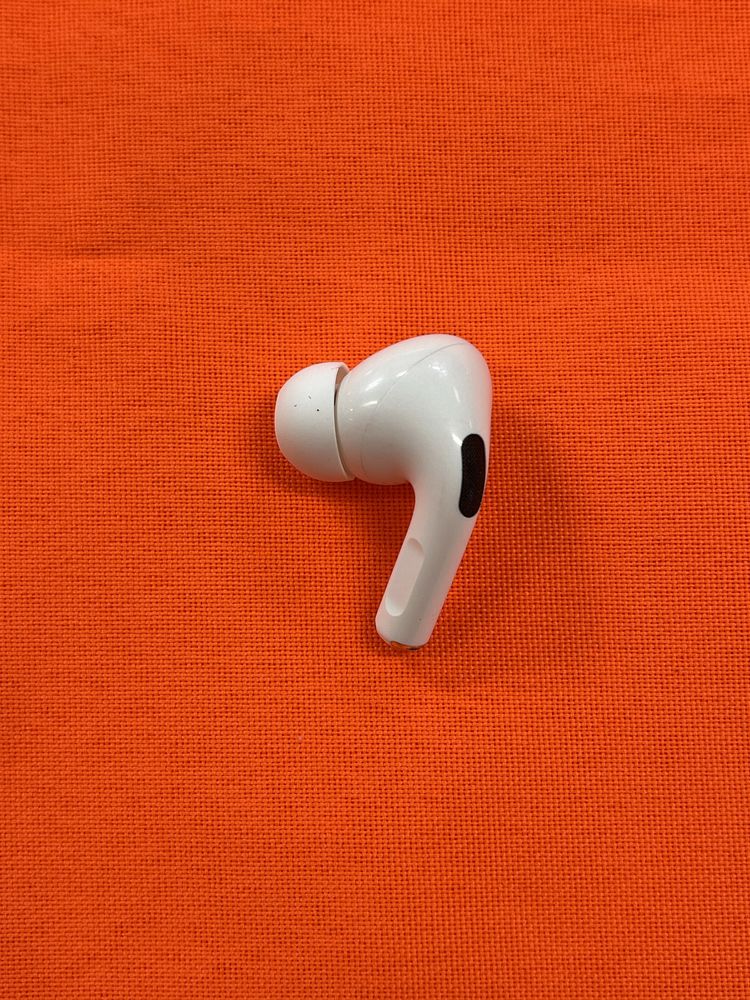 Левое ухо Airpods pro 1 оригинал