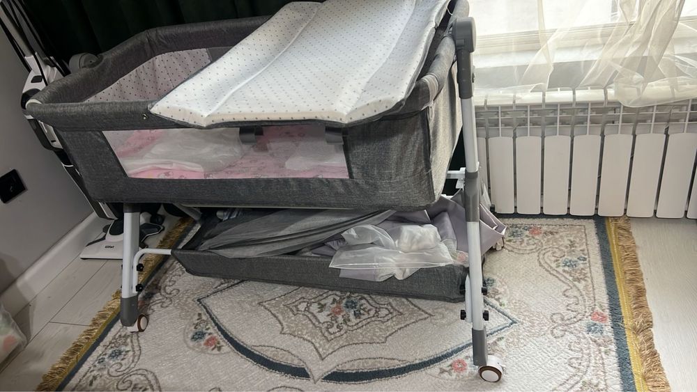 Манеж +бортики доя кровати