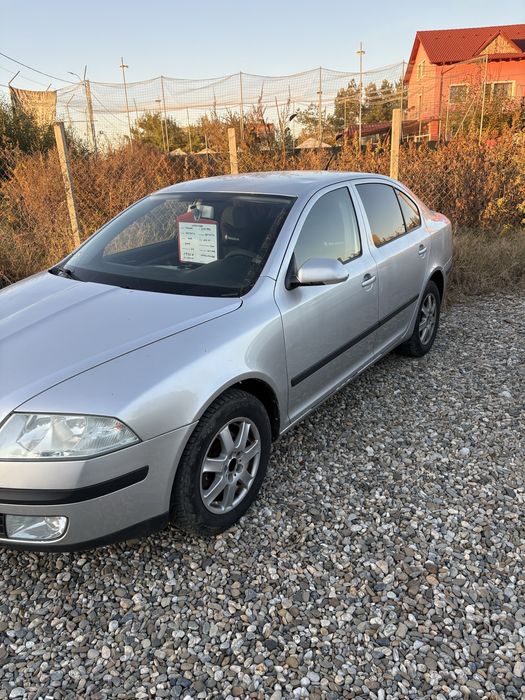 Skoda octavia 2,an 2005,1.6 benzina motor clasic