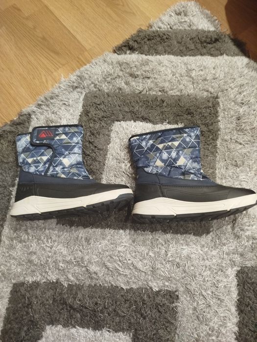 Детски апрески от Лидл,34 номер