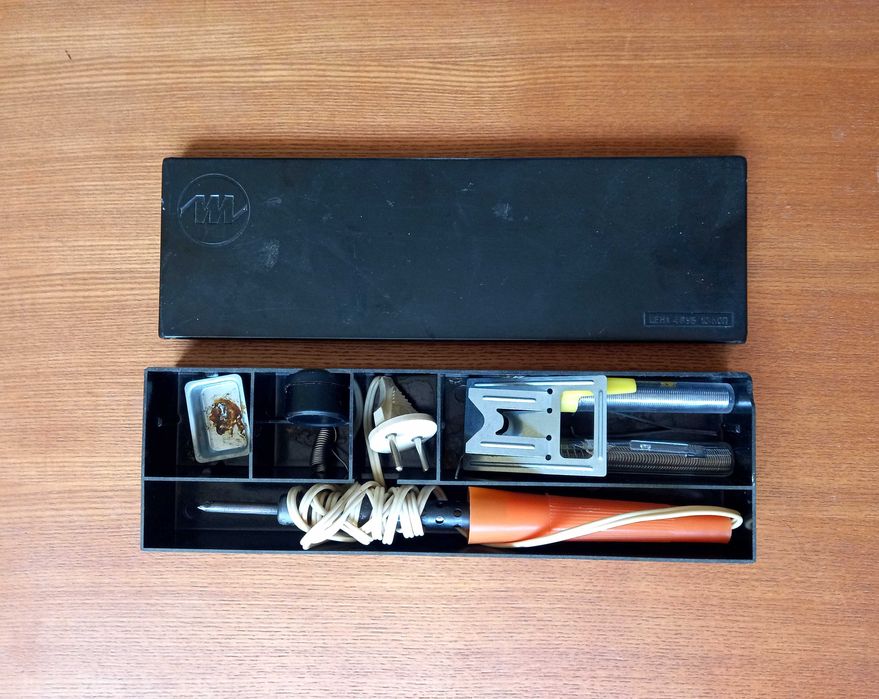 Электропаяльник в отличном состоянии. Продам.