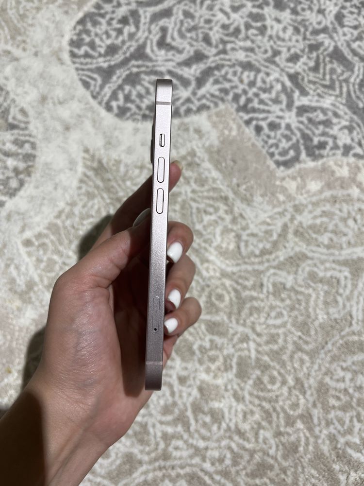 iPhone 13, 128 Гб