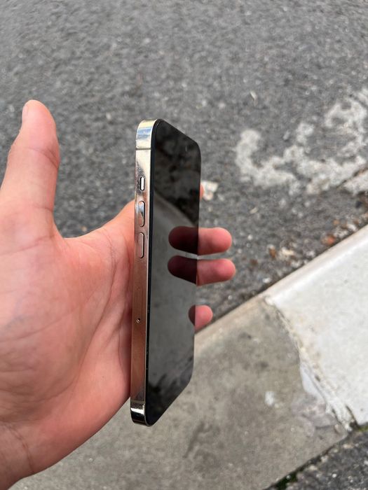 IPhone 14 pro …..
