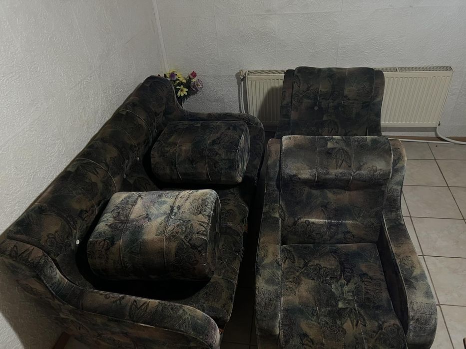 Продавам мебели в добро състояние