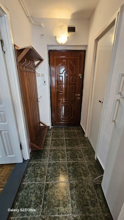 Apartament 2 camere in Onesti, zona centrala.