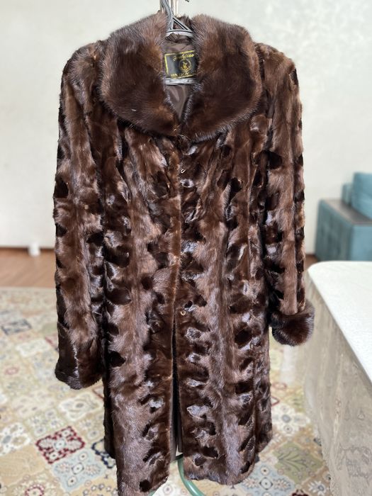 Норковая шуба в отличном состоянии!