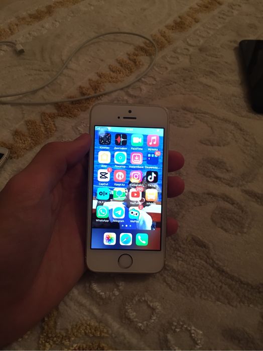 Айфон se продам за 10к  тг.