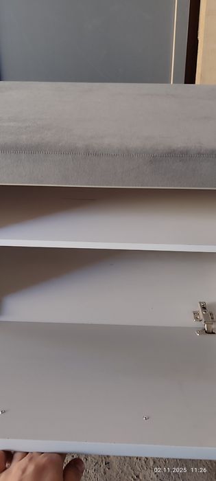 Обувница с мягким сиденьем