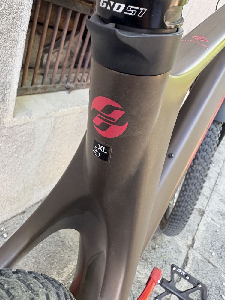 Ghost Lector Esential - Carbon 29” XL