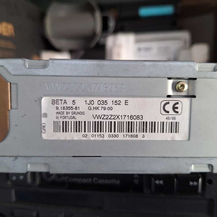 Radio casetofon auto Volkswagen model Beta, codat