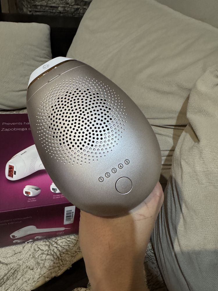 Фотоепилатор Philips Lumea Advanced