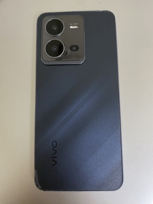Смартфон Vivo V25