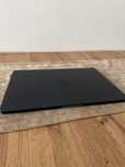 MacBook M3 15,1 Inch