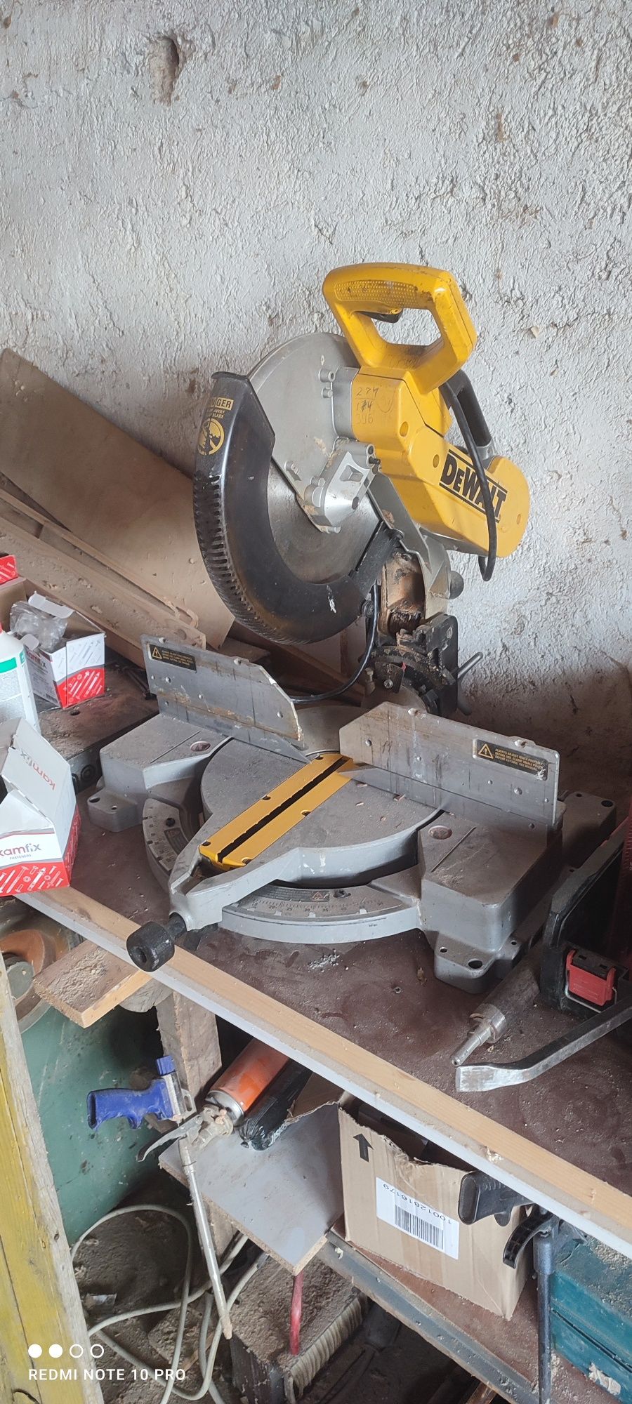 потапящ циркуляр Dewalt 305 mm