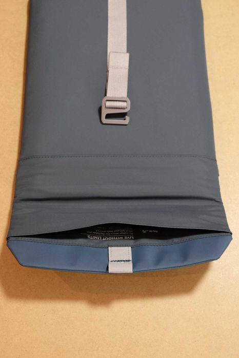 Husă Mous universală laptop / tabletă până la 14 inch - albastru marin