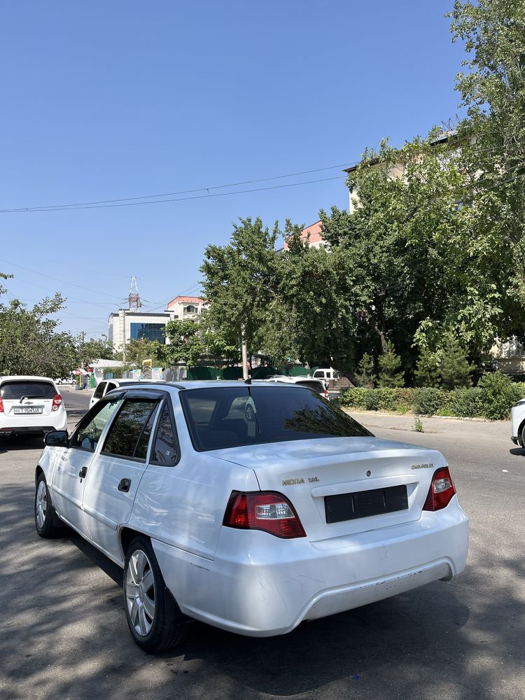 Nexia 2 sotiladi