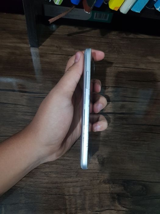 Samsung Galaxy grand prime+ Sotiladi!