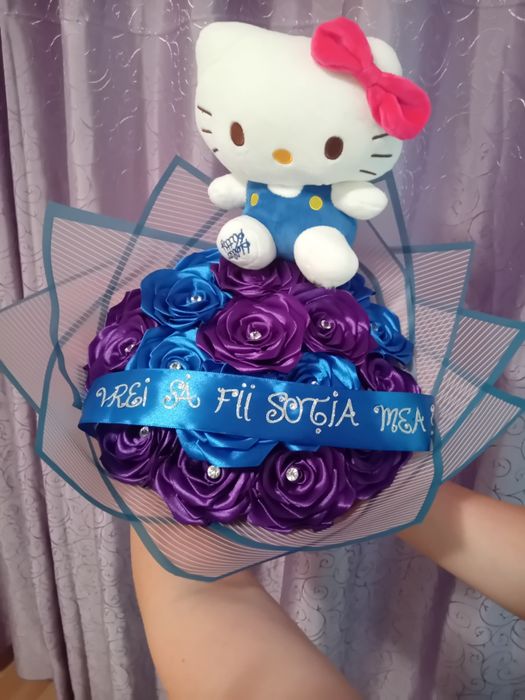 Realizez buchete din Satin