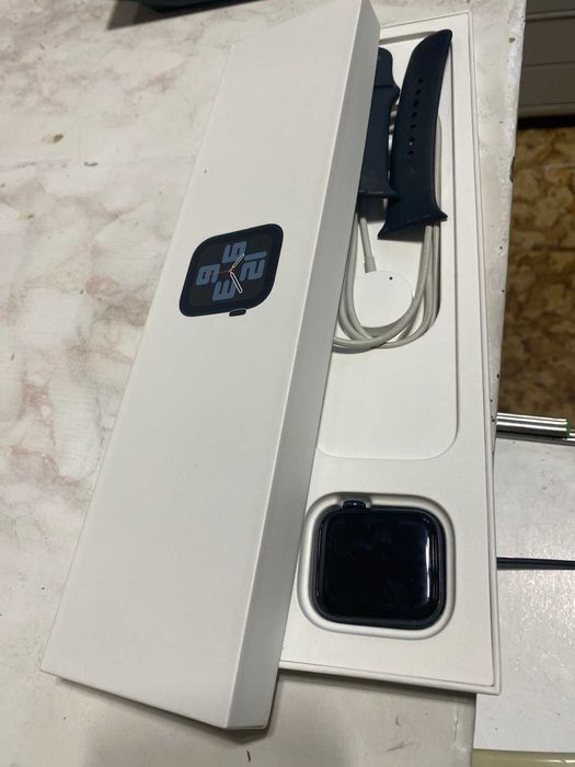 apple whach SE 2 - 40 мм - използван