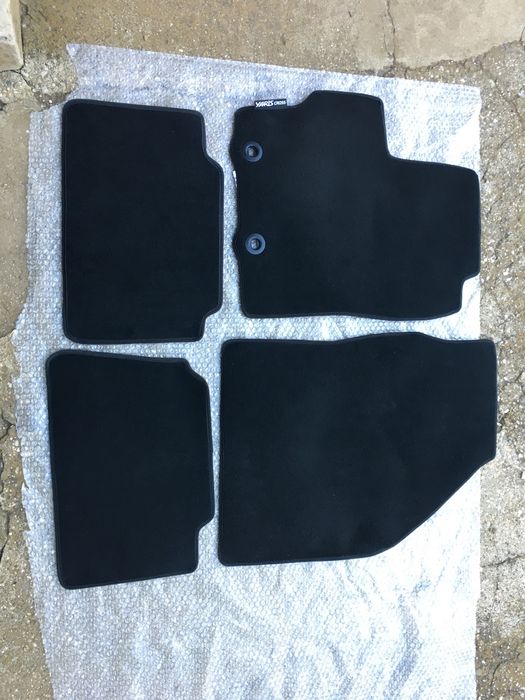 Covoare covorase originale auto mocheta Toyota Yaris Cross Hybrid