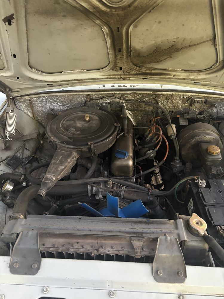 (Volga 3102) sotiladi!