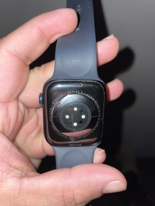 Apple Watch Series 7.  45 mm o‘lchamli