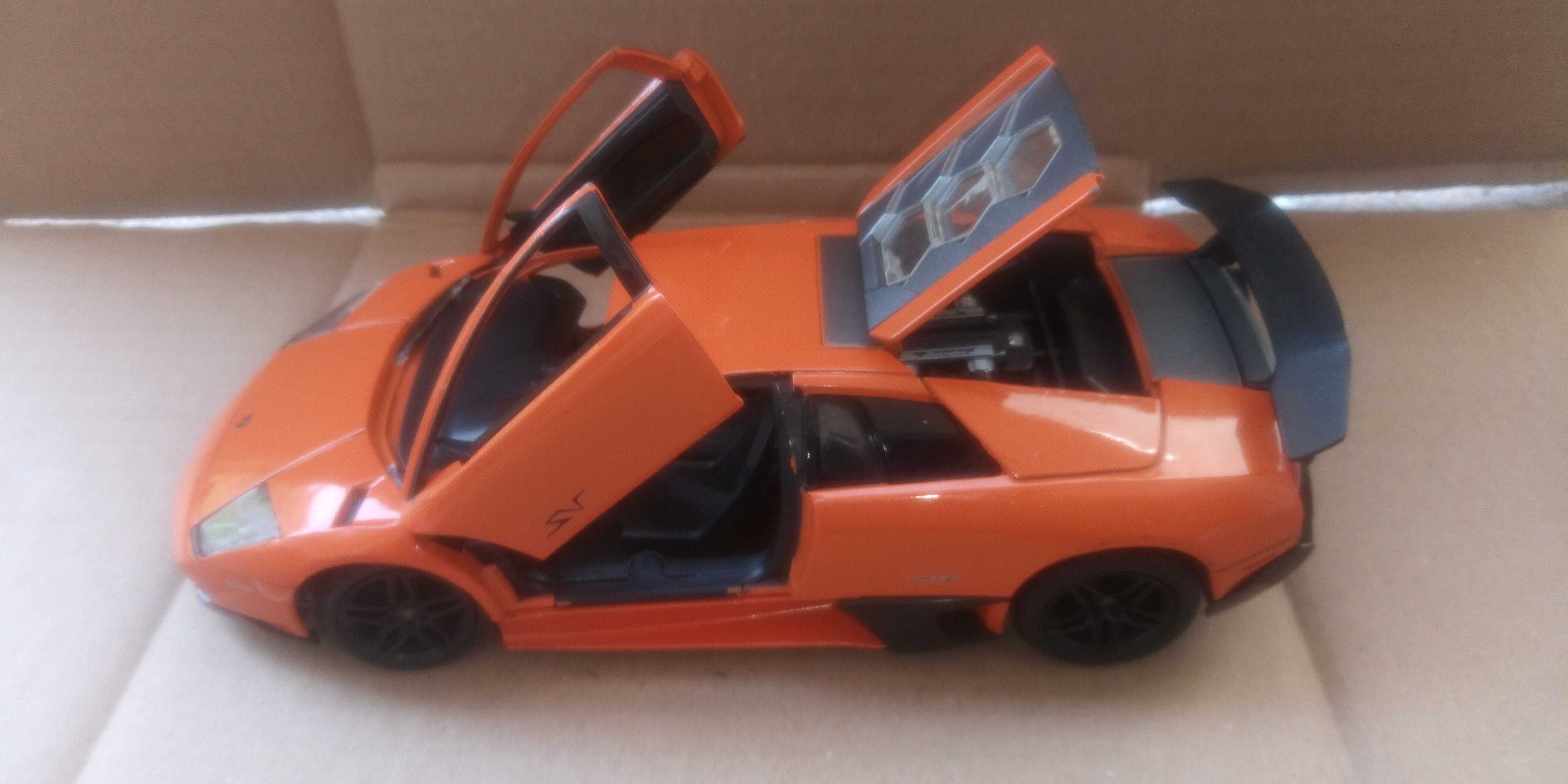 Chrysler, Ford F-350, Lamborghini, Mercedes AMG GT, PAJERO, Alfa 156