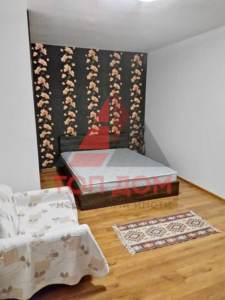 Дава се под наем Етаж от къща в Варна, Цветен квартал - 70 кв.м за 459 € - Снимка #5