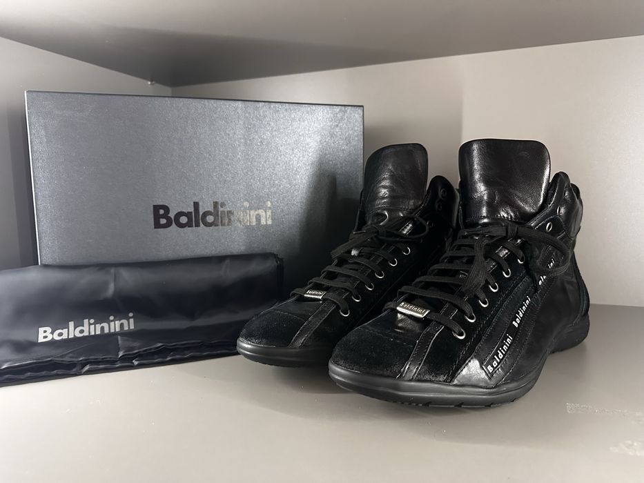 Продается итальянская пара от Baldinini