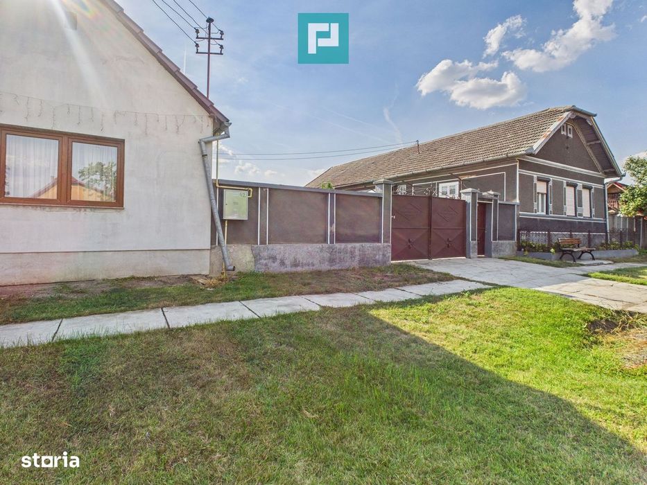 Casă cu 2 camere nou renovată cu anexă în Nădab