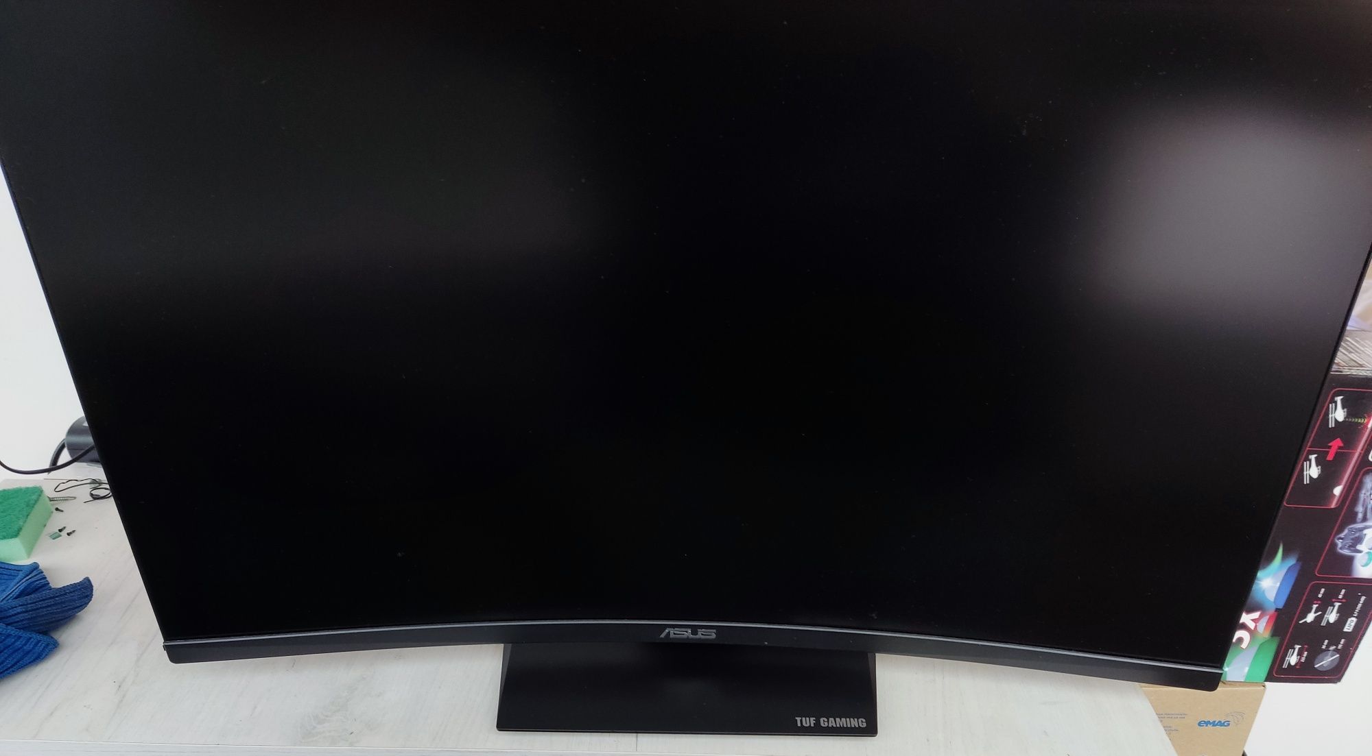 Monitor Asus 32' 2k curbat VG32VQ cu garantie