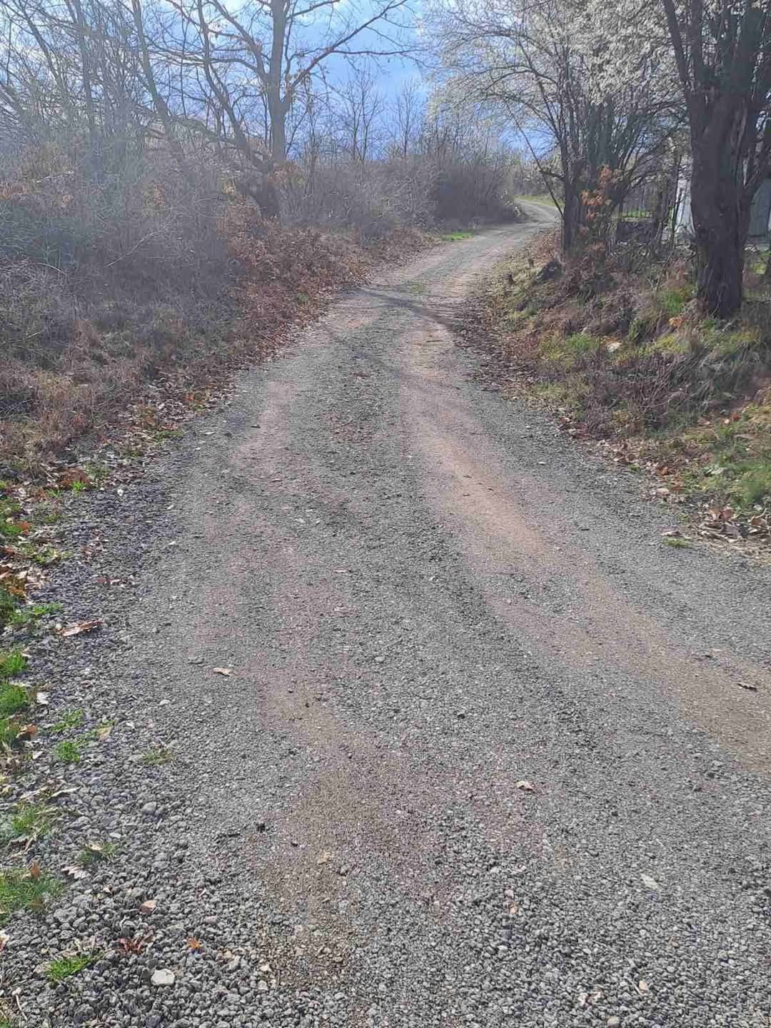 Продавам парцел в Гр. Годеч 1130 кв.м