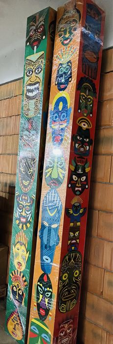 Coloane tribale pentru decor sau evenimente