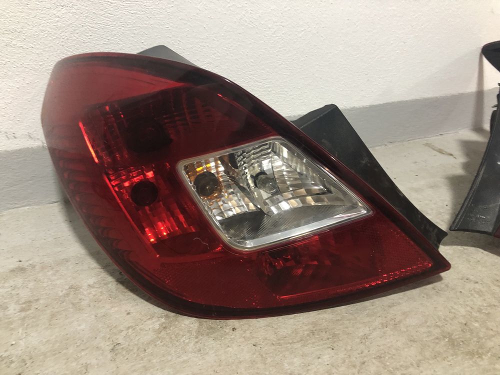 Stop/stopuri stanga/dreapta Opel Corsa D