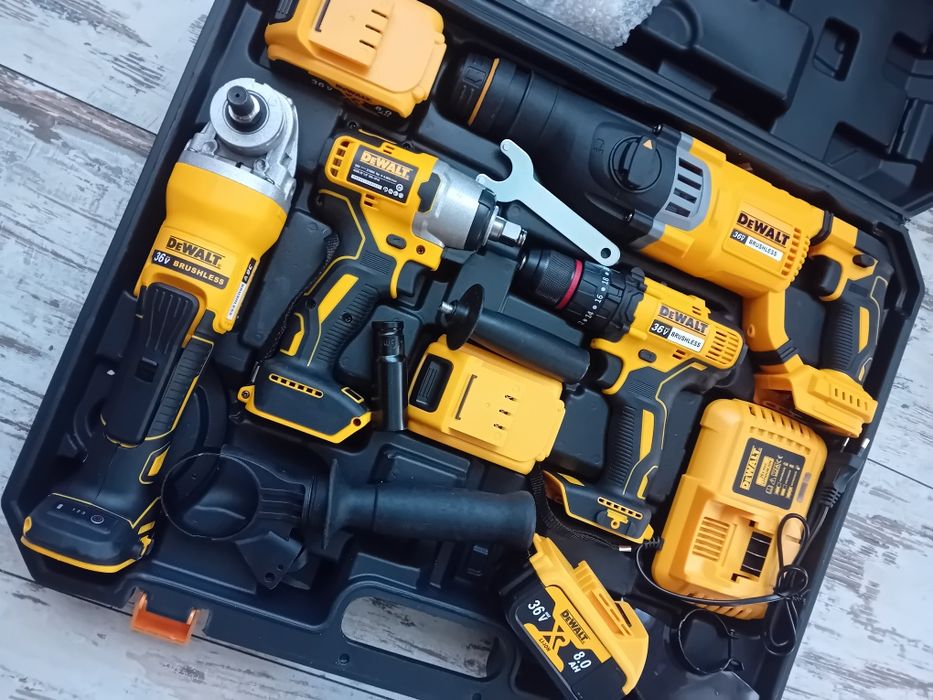 Инструменти Девалт 3 в  Едно