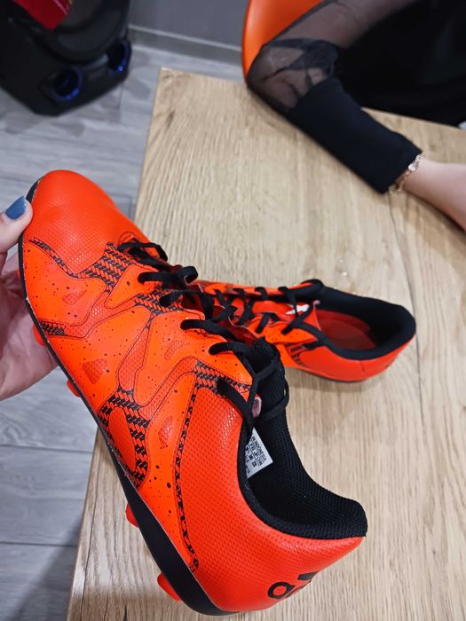 Оригинални бутонки на Adidas