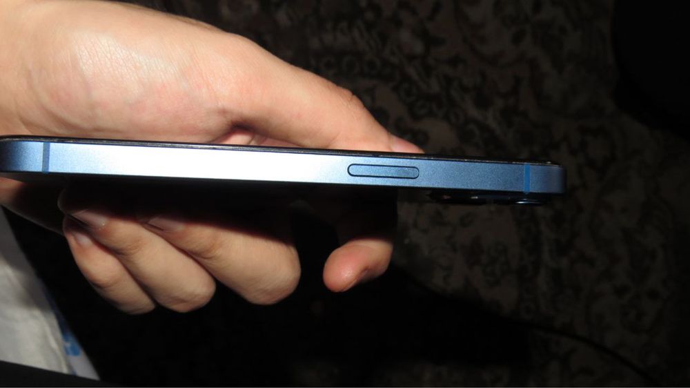 Iphone 13 без ремонта в идеале