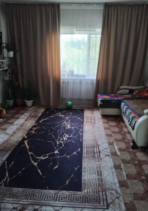 Продаётся 1 комнатная благоустроенная квартира Жетиген 23