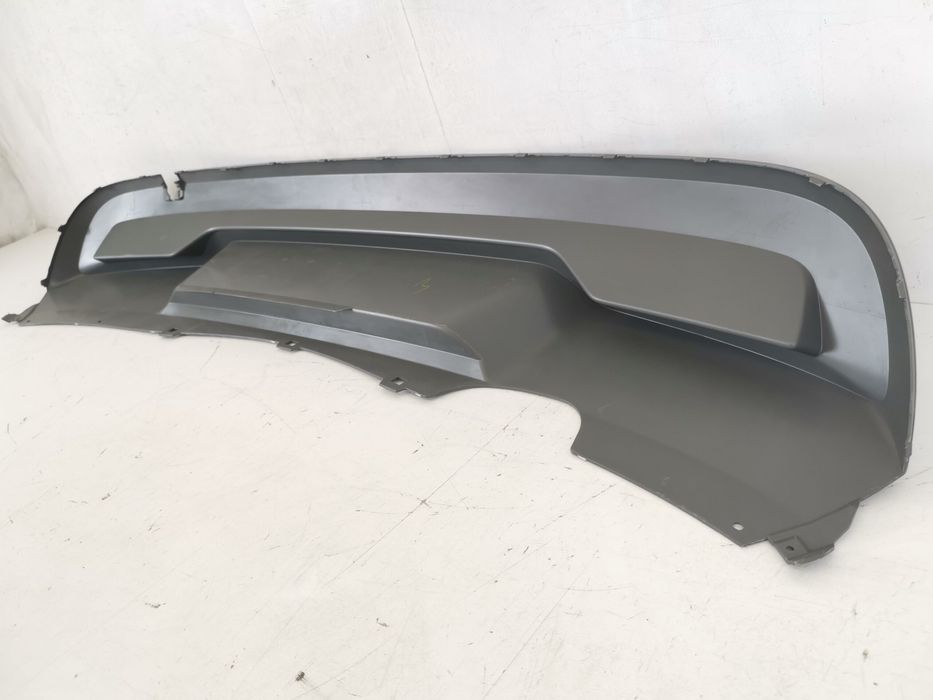 Шкода Камик / Skoda Kamiq , Оригинален заден броня спойлер в добро със