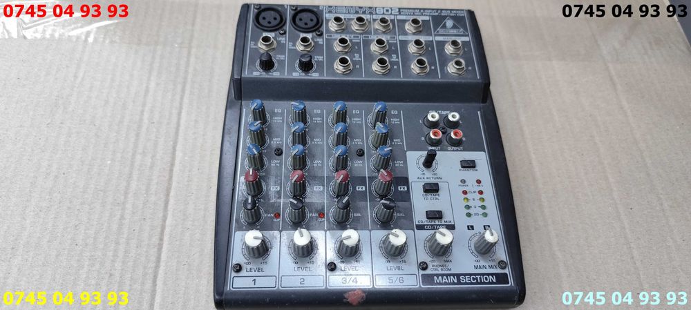 mixer audio BEHRINGER xenyx 802 fara alimentator nu stiu starea lui