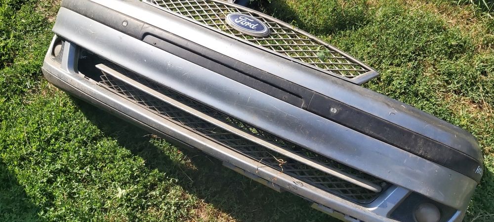 Bara fata ford galaxi