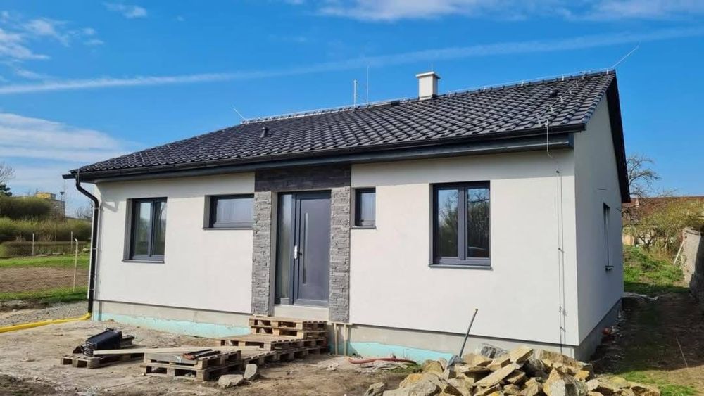 Case din panouri sandwich