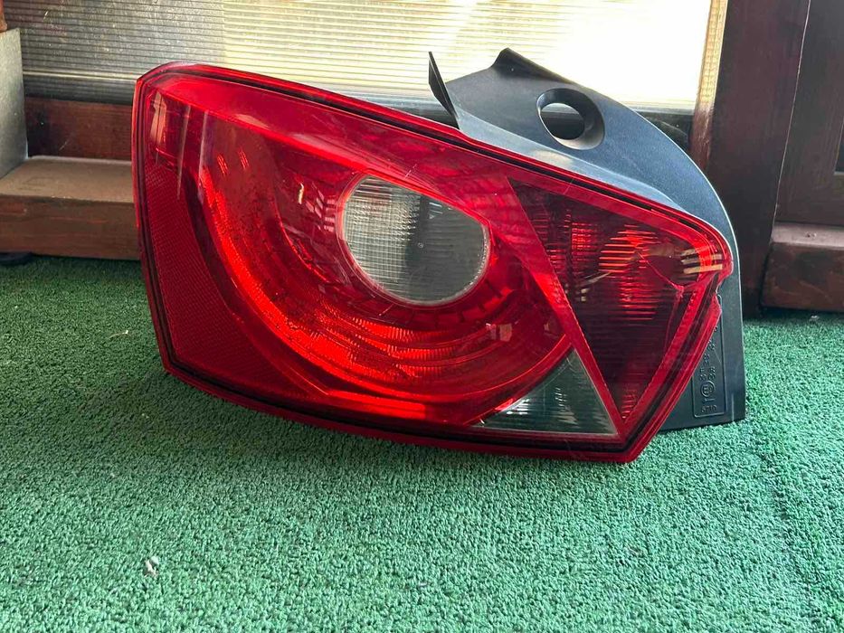 стоп ляв Seat Ibiza 5врати 2008-2015 г. #220SA.