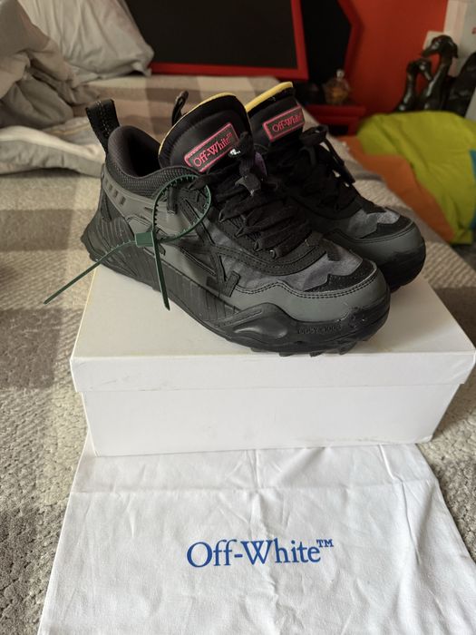 OFF-WHITE Odsy-1000