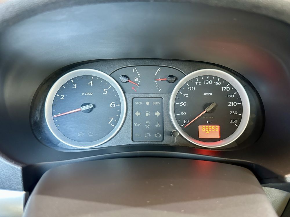 Clio Symbol ATENTIE 69.000 km Reali