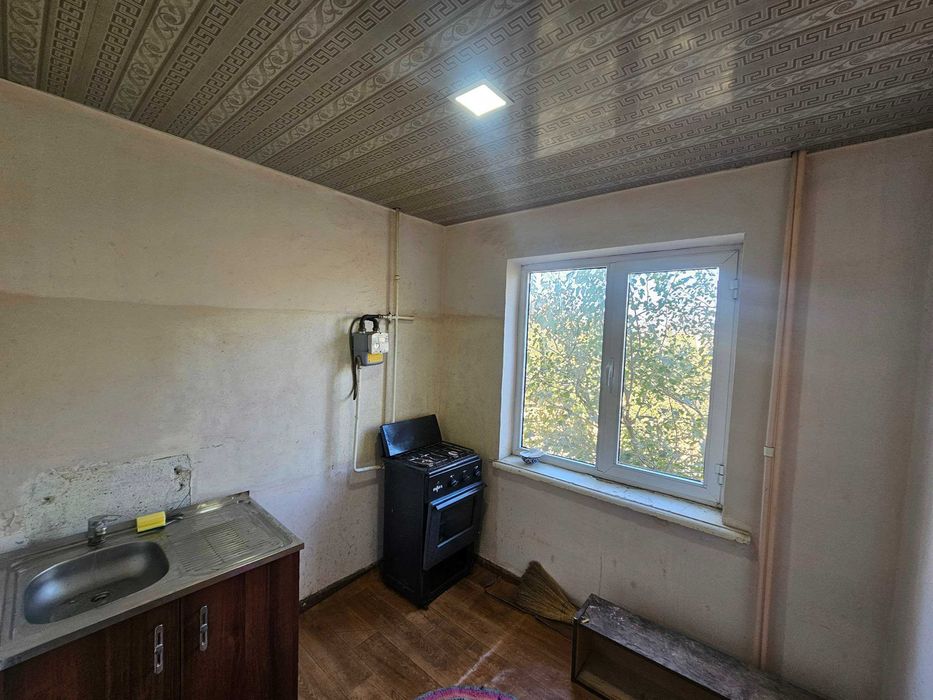 1 хоналик квартира 3-каватдан сотилади.Ор:Горгаз саодат- сити