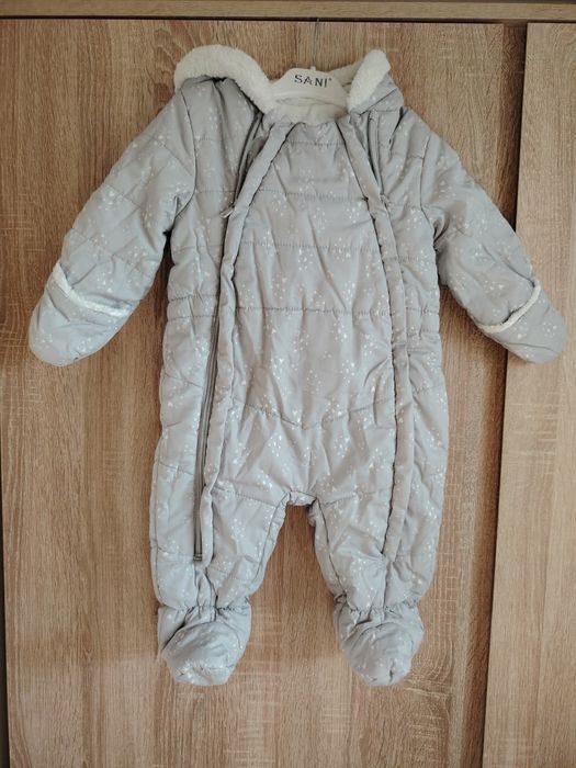 Зимен космонавт! 
74 см 
Без следи от използване