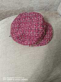 Șapcă de femei cu cozoroc