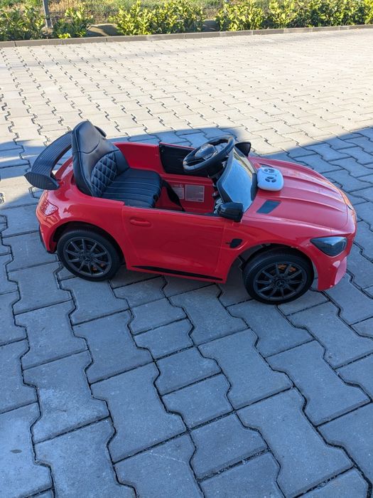 Акумулаторна кола - Mercedes Benz GTR AMG, червена